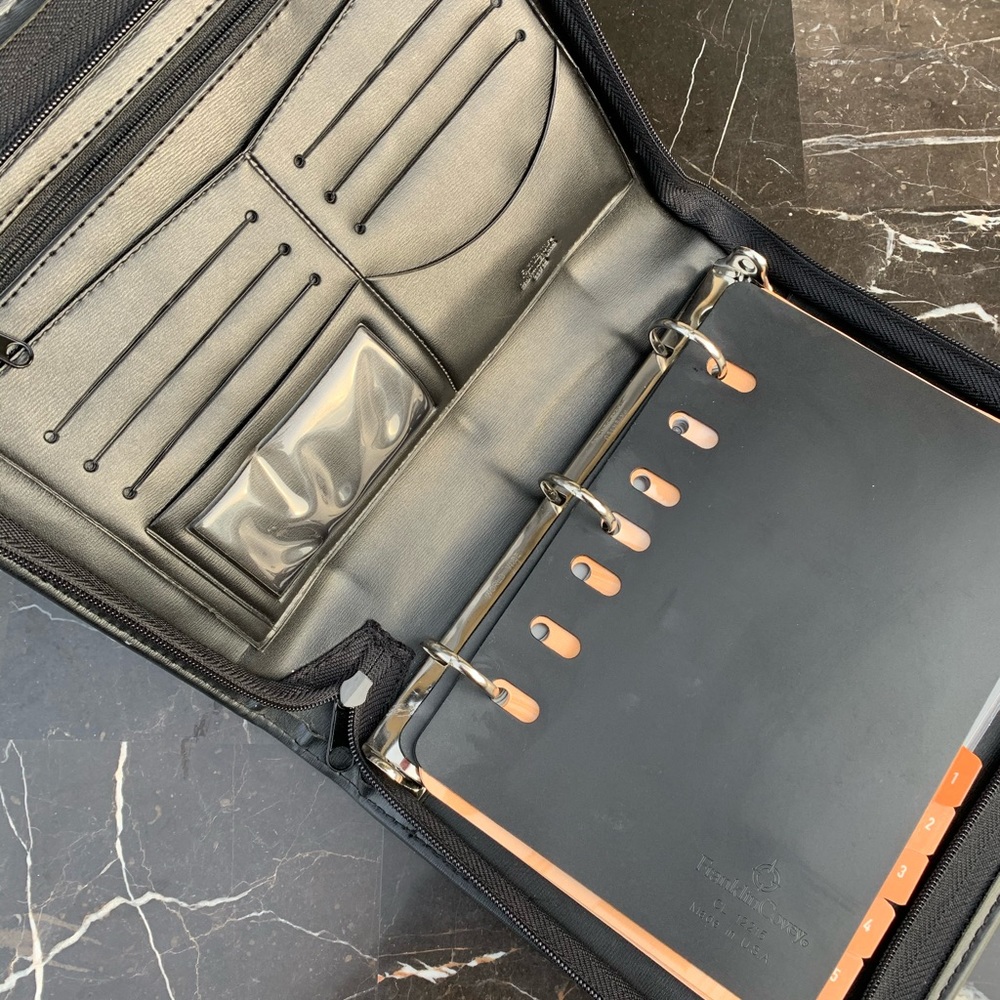 Day runner organizer planer